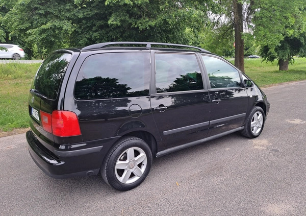 Seat Alhambra cena 15900 przebieg: 306532, rok produkcji 2006 z Łańcut małe 232